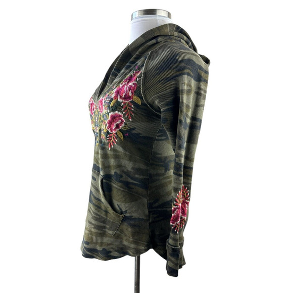 Johnny Was Thermal Waffle Knit Embroidered Camo Hoodie Pullover Green Size Small - Picture 6 of 11